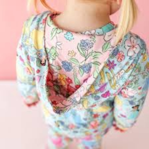 Posh Peanut Disney Princess Reversible Jacket 7/8Y NWT - Picture 4 of 4